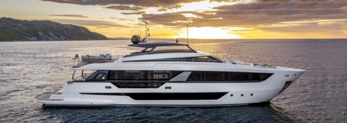 Ferretti Yachts 1000