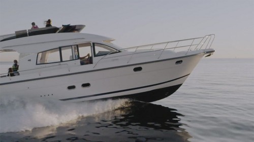 405 Flybridge